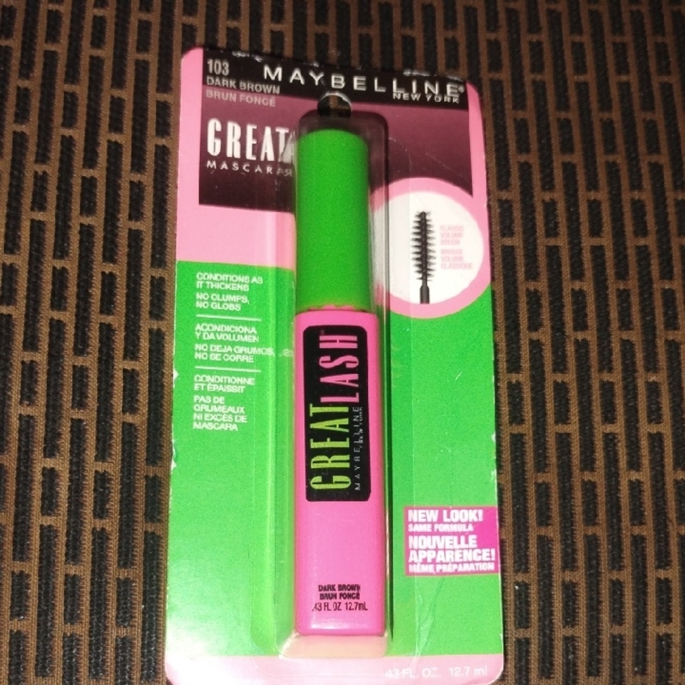 Maybelline Great Lash Mascara - Dark Brown with Pink and Green